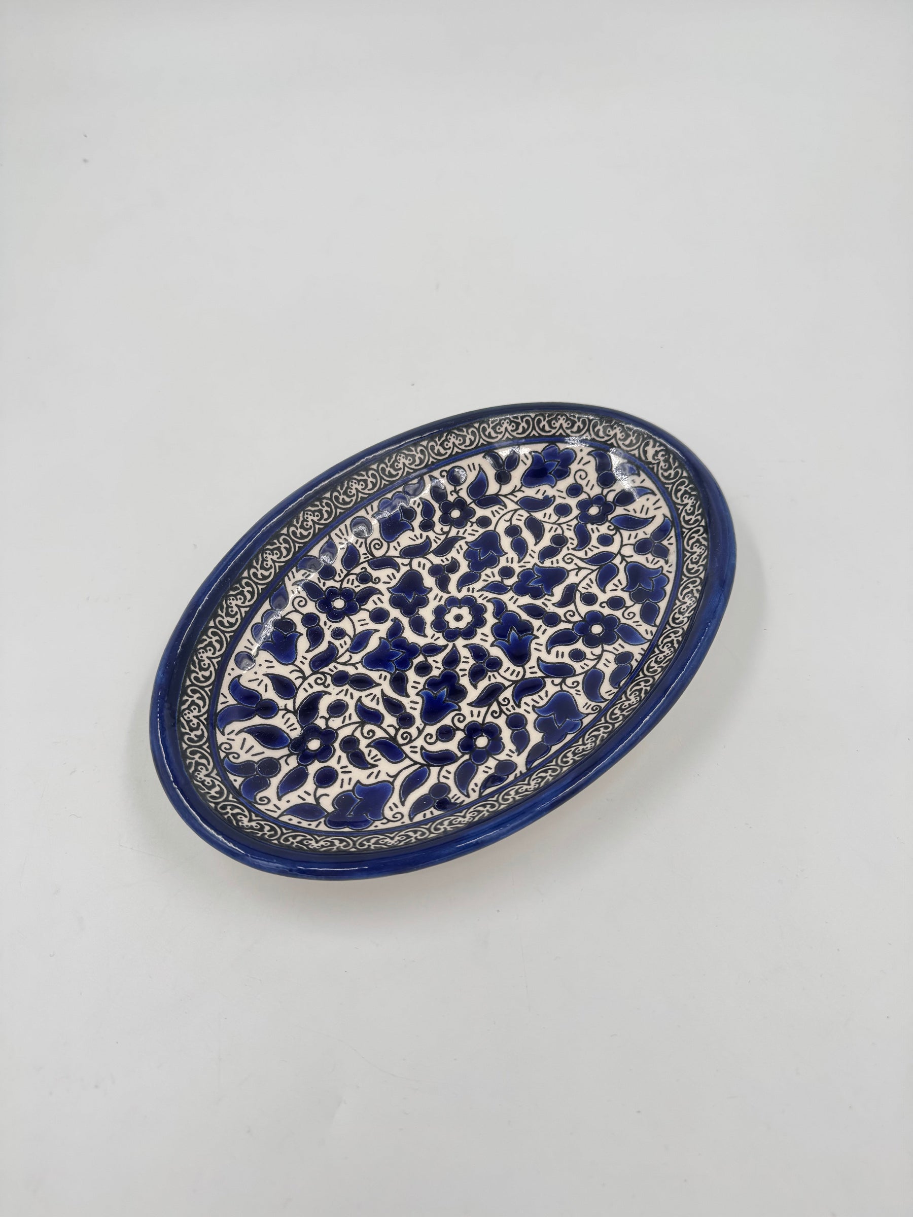 Oval Tray 22x15 cm