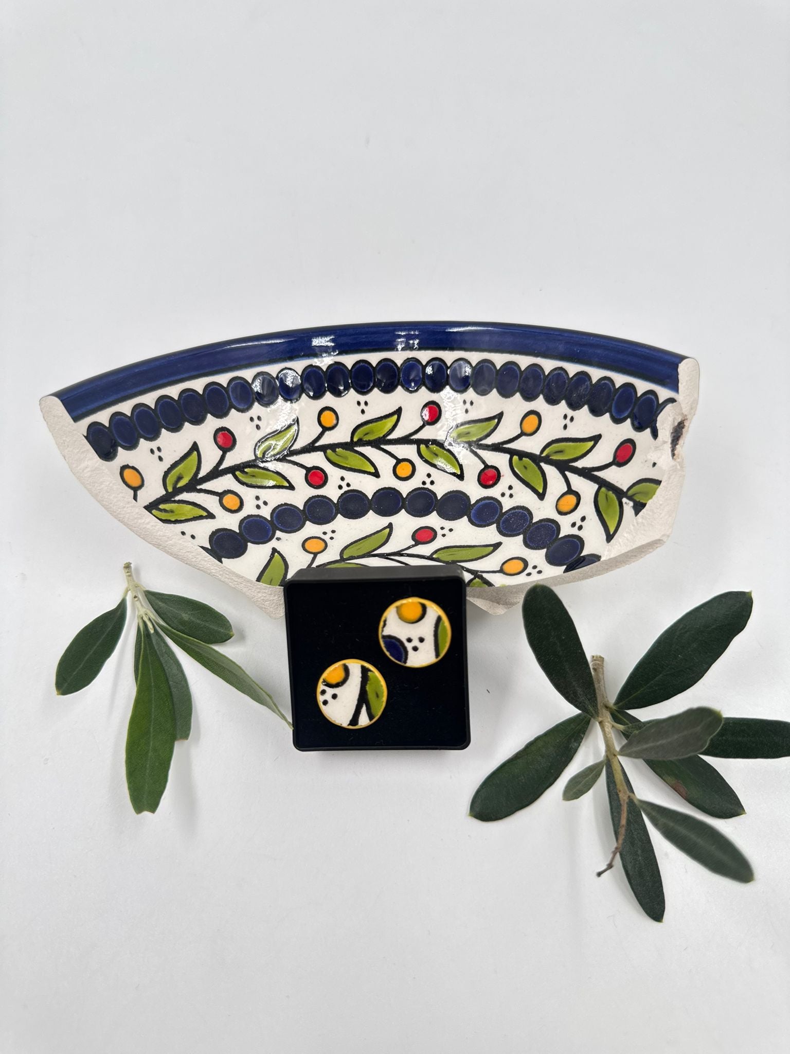 Handmade Al-khalil earrings, red 16 mm