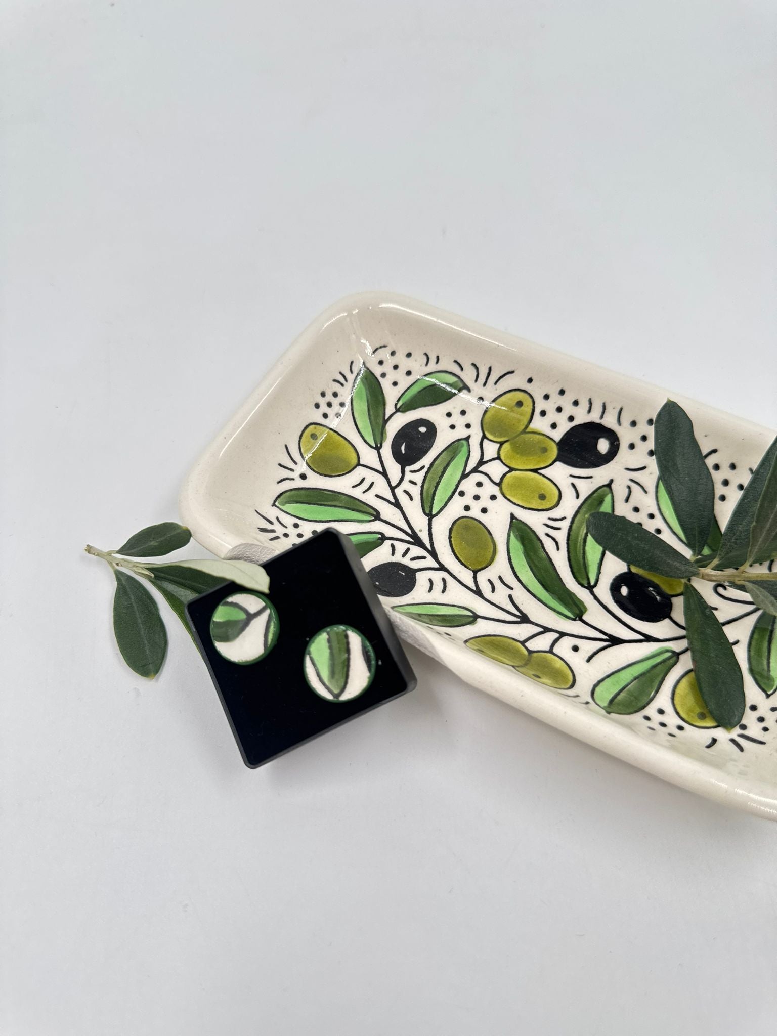 Handmade Al-khalil earrings, red 16 mm